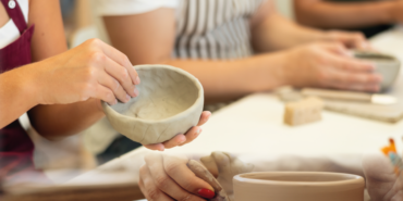 Moda'daki Claymore Art Studio Yeni Sezonda Yaratıcı Atölye Programlarını Başlatıyor