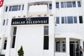Adalar Belediye Meclisinde Gergin Başkanvekilliği Seçimi Sonrası Üç CHPli Disipline Sevk Edildi