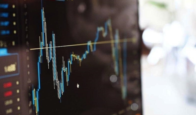 Borsa İstanbul Mega Polietilen Paylarının İşlem Sırasını Geçici Olarak Durdurdu