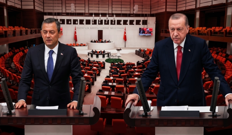 YENİ Parti Meclis Açılışında Erdoğan İçin Ayağa Kalkmama Kararı Aldı