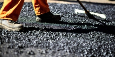 Denizlerden Toplanan Plastik Atıklar Geri Dönüştürülerek Yol Yapımında Asfalt Olarak Kullanılıyor