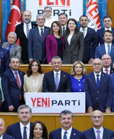 YENİ Parti AYM Savunmasını Sundu: Olası Değişiklik İçin Üç Alternatif İsim Belirlendi