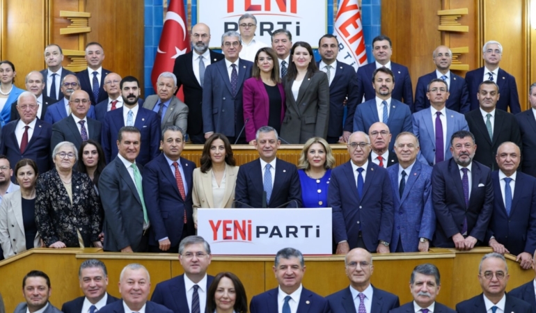 YENİ Parti AYM Savunmasını Sundu: Olası Değişiklik İçin Üç Alternatif İsim Belirlendi