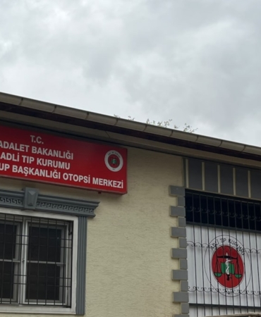 Gaziantep'te park halindeki otomobilinde silahla vurulan Kenan Abuzer Tilki hayatını kaybetti