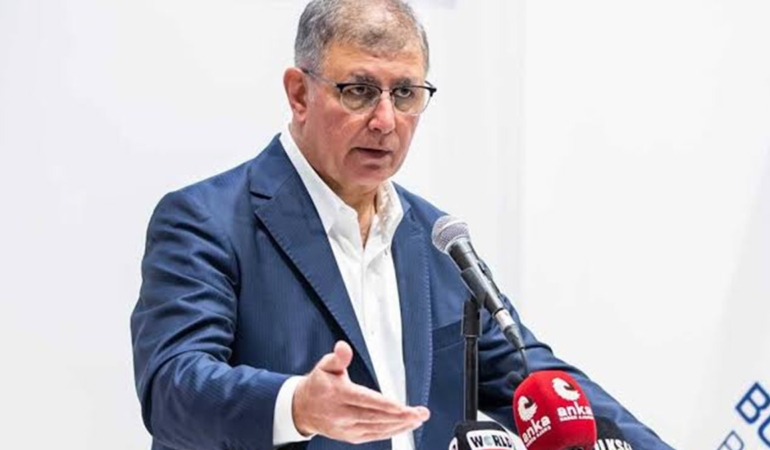 Saygı Öztürk Cemil Tugay ile Geçmişteki Parti Değiştirme Diyaloğunu Anlattı