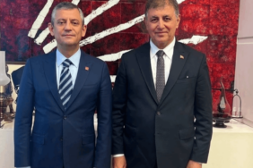 YENİ Parti Grup Başkanvekili Başarır Cemil Tugay'ın AKP'ye Transferini Eleştirdi