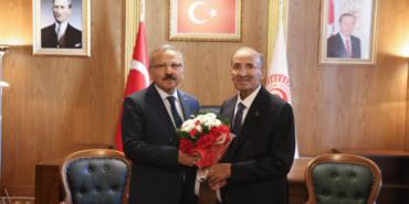 Bekir Bozdağ TBMM Başkanvekilliği Görevini Törenle Yusuf Beyazıt'a Devretti