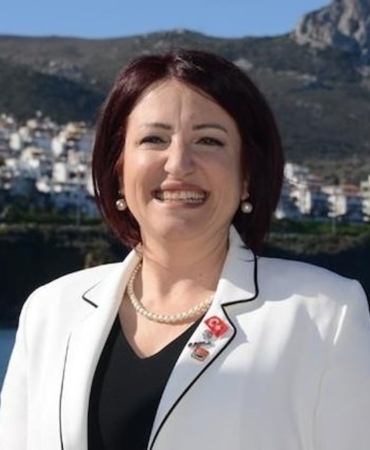 YENİ Parti'den Ayrılan Karaburun Belediye Başkanı Erdoğan Görevine Bağımsız Devam Edecek