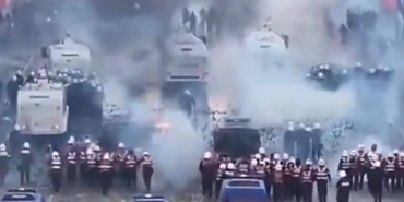 Arnavutluk Başbakanı Rama'nın Tiran'daki diyalog çağrısı eylemci öğrenciler tarafından reddedildi