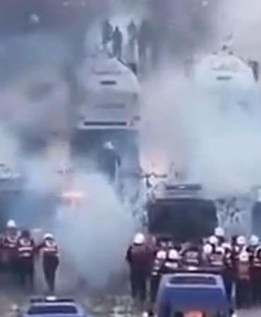Arnavutluk Başbakanı Rama'nın Tiran'daki diyalog çağrısı eylemci öğrenciler tarafından reddedildi