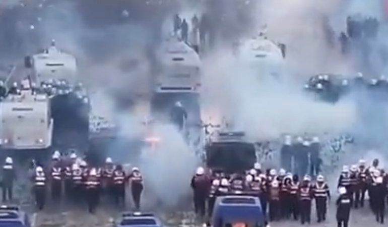 Arnavutluk Başbakanı Rama'nın Tiran'daki diyalog çağrısı eylemci öğrenciler tarafından reddedildi