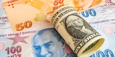 Dolar Kuru Sabah Saatlerinde 49,60 Seviyesini Aşarak Yeni Zirvesini Gördü