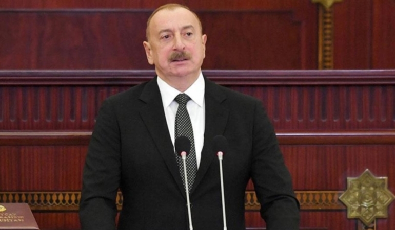 Azerbaycan 31 Türk Vatandaşının Ülkeye Girişini Sosyal Medya Paylaşımları Gerekçesiyle Yasakladı