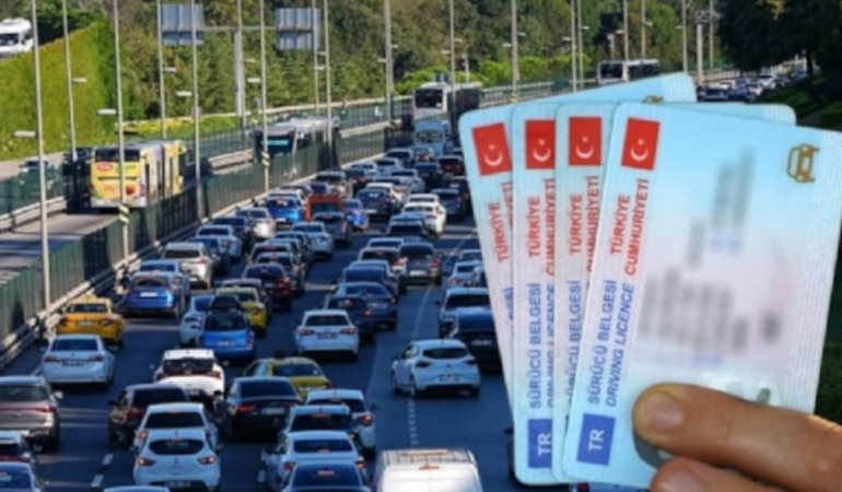 Ehliyetlerin Arka Yüzündeki 103 Kodu Sürücüler İçin Periyodik Sağlık Kontrolü Getiriyor