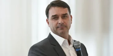 Brezilya Seçimini Kaybeden Flavio Bolsonaro'nun Mahkeme Kararına Rağmen ABD'ye Kaçtığı İddia Edildi